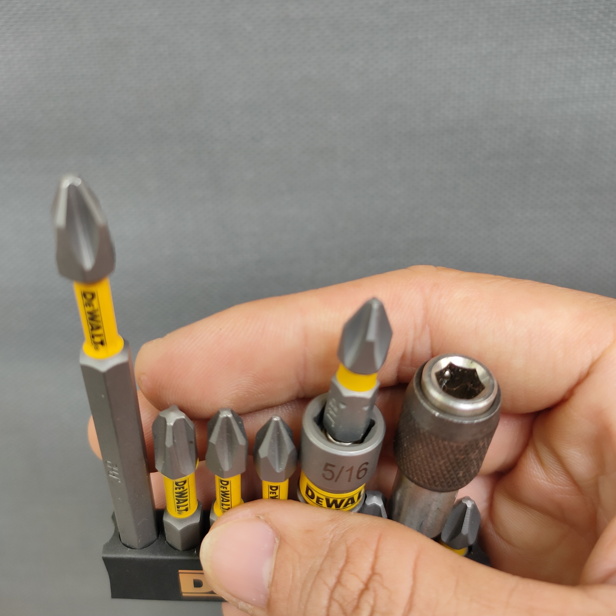 [HCM]Combo Mũi Vít Dewalt Socket ( Loại Thép Đen )