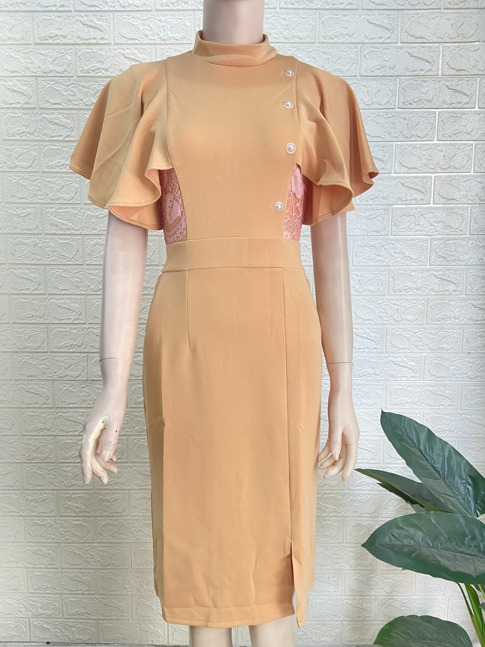 ĐẦM ÔM CÔNG SỞ CÁNH TIÊN PHỐI REN