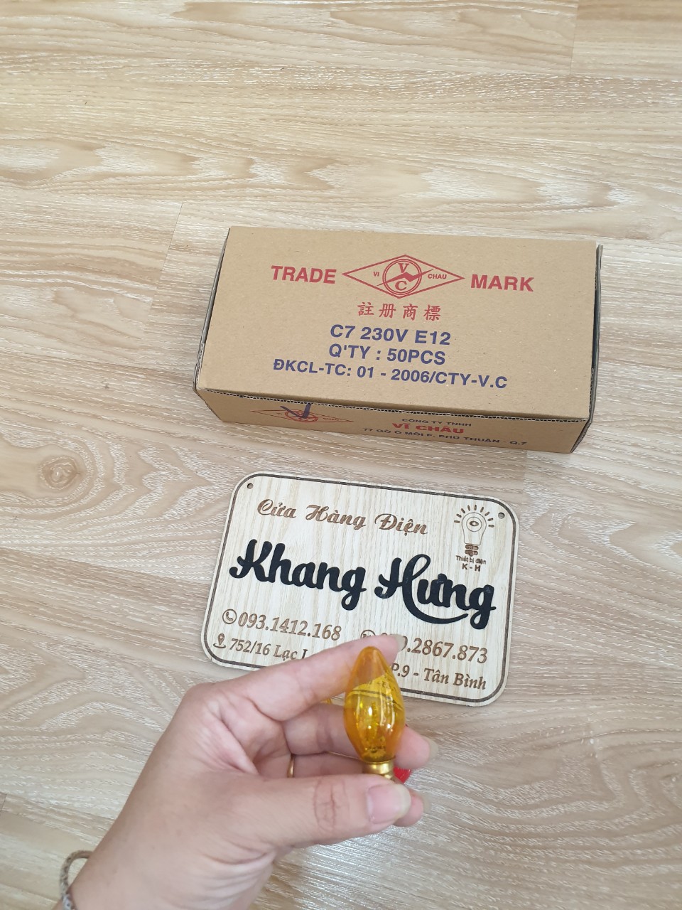 Bóng đèn trái ớt cà na sợi đốt đui e12 vĩ châu