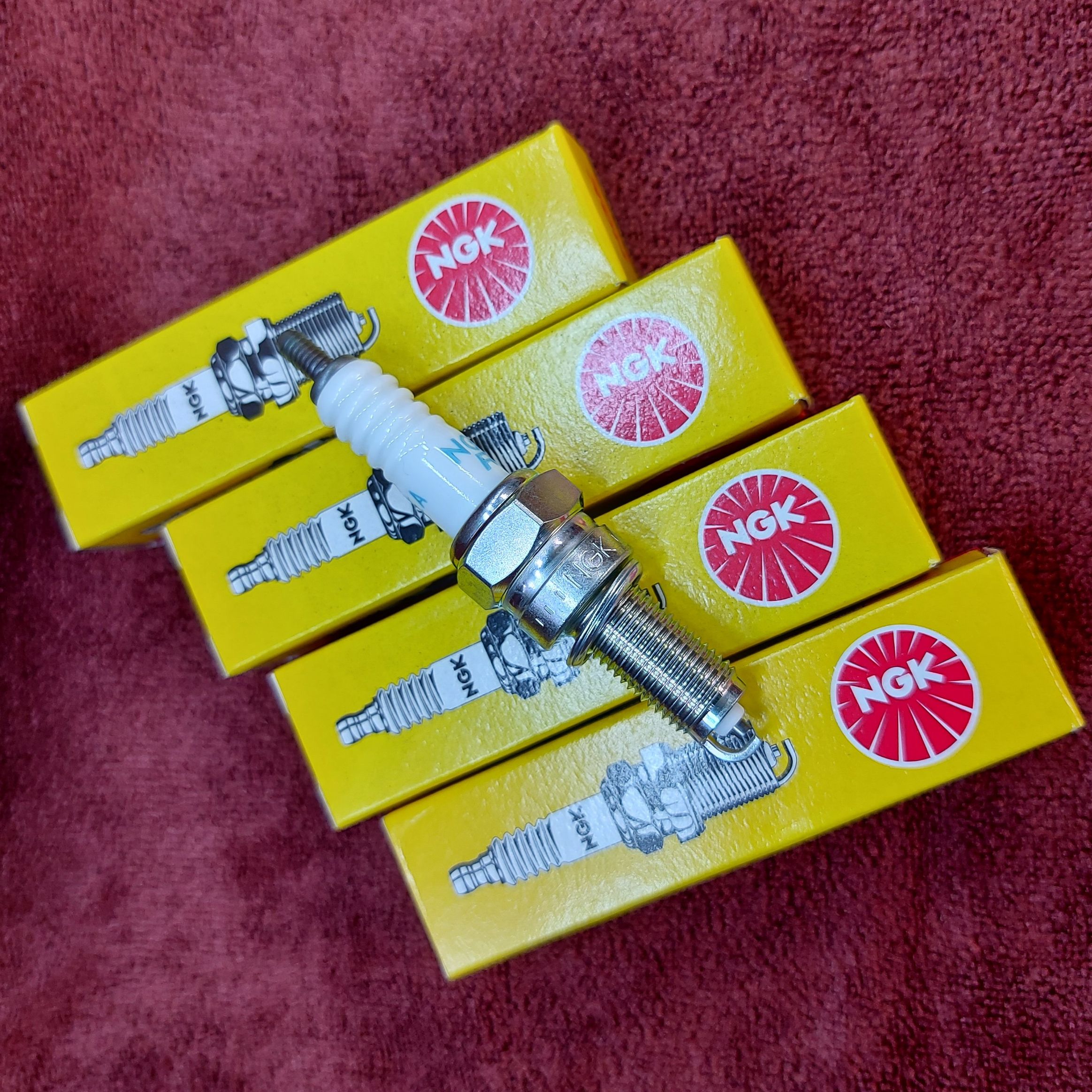 [HCM] Bugi NGK tiêu chuẩn cho các dòng xe máy