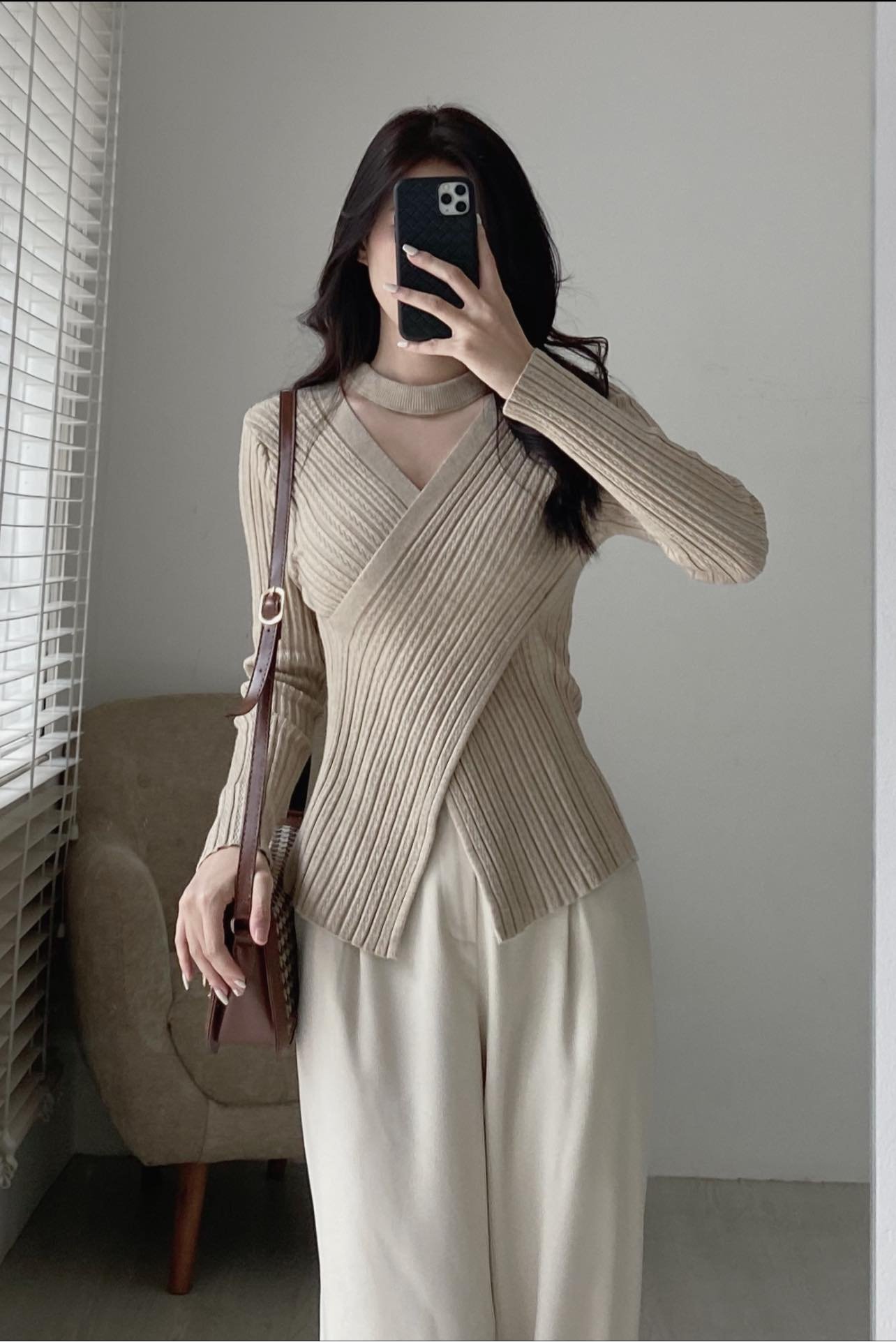 Áo len vạt chéo cổ choker mã Aolenvatcotim280