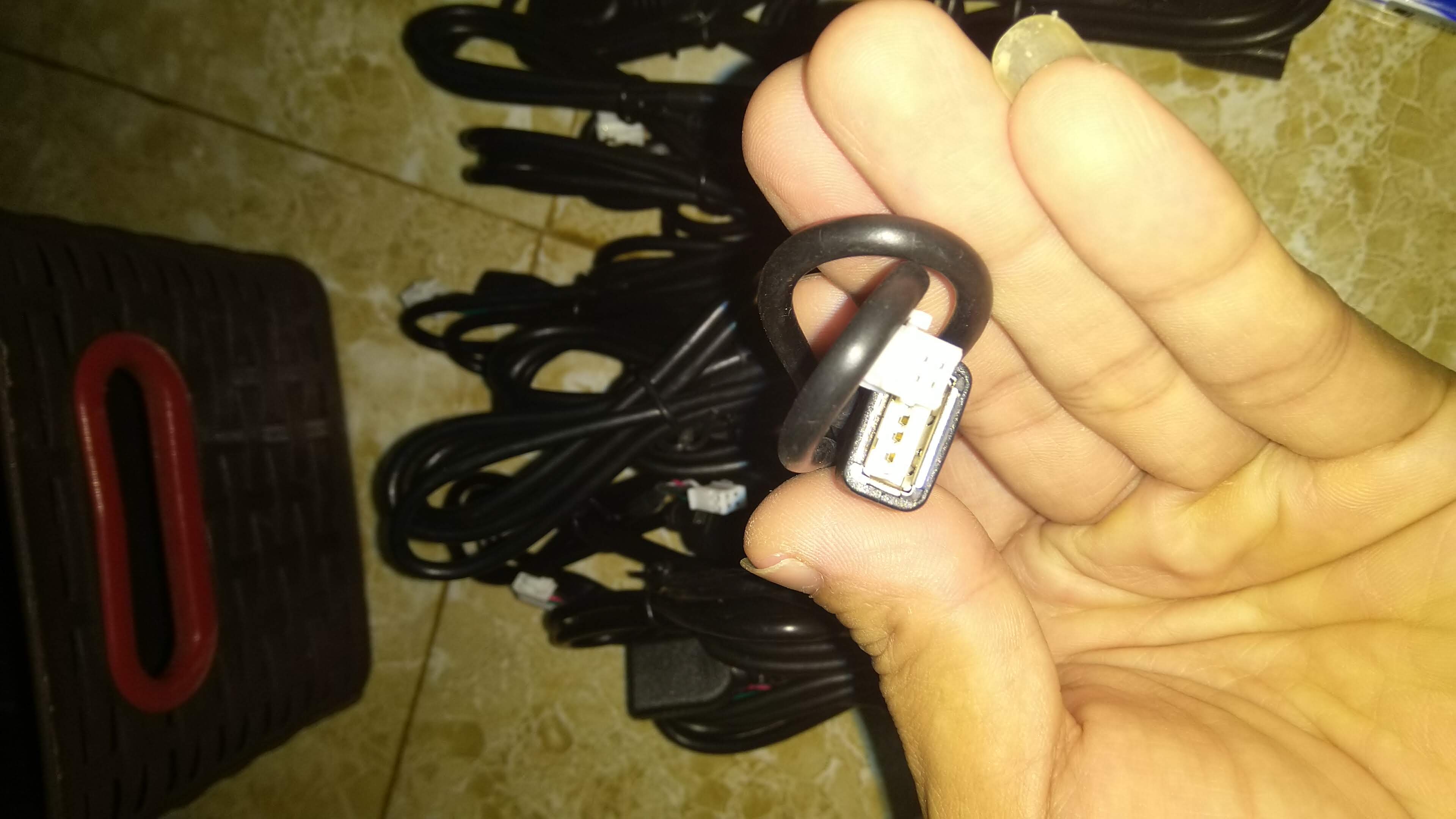 Dây USB 6P dành cho màn android ô tô