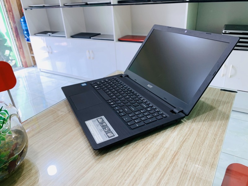 Bảng giá Acer A315 Core i5-7200 | Ram 4 GB | HDD 1000 GB | Máy nguyên tem Like New 99 % Phong Vũ