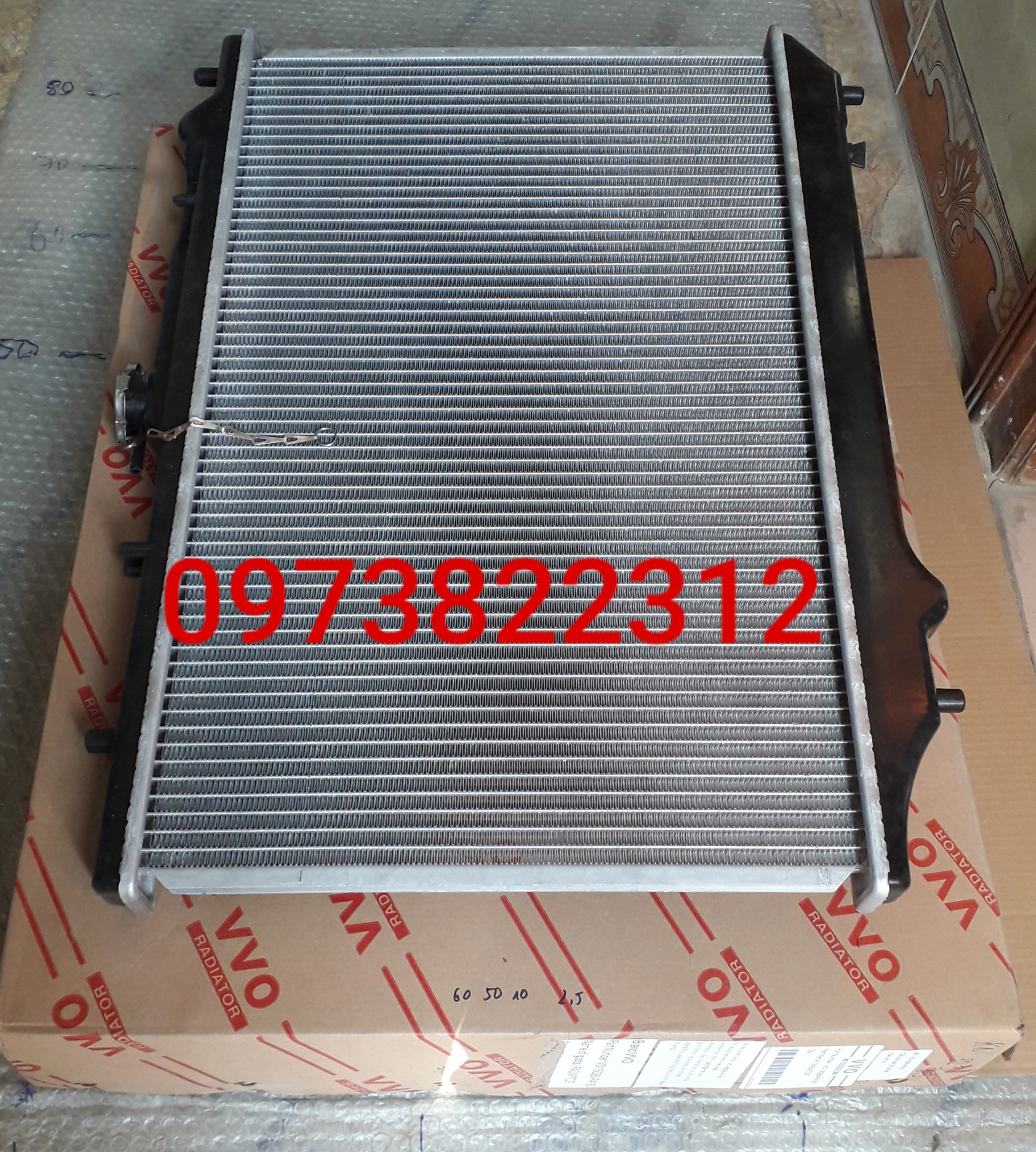 Két nước Mazda 323 95 ( Giá 1 Chiếc )