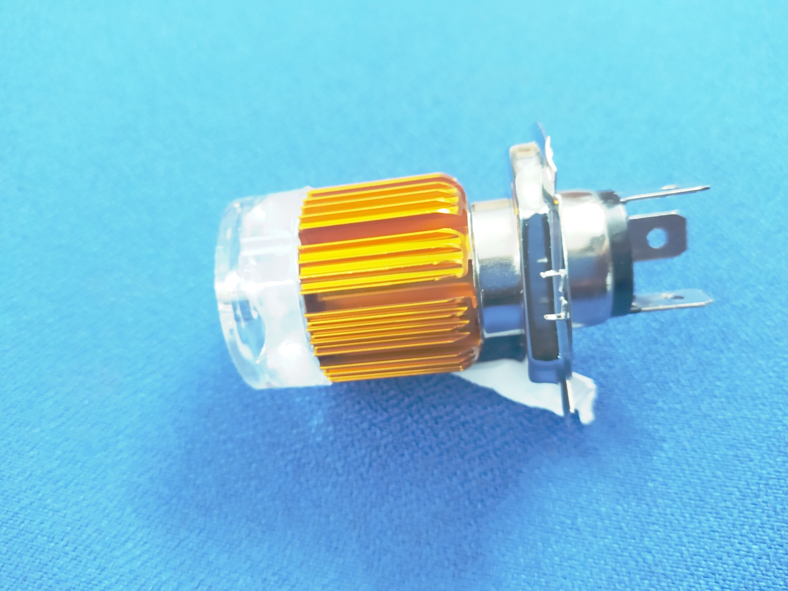 Đèn H4 7 màu, đèn pha xe máy chân H4 7 màu, đèn 7 màu dành cho xe máy, dùng ĐIỆN BÌNH, bảo hành 3 THÁNG