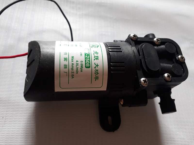 Máy bơm tăng áp lực nước mini 12v