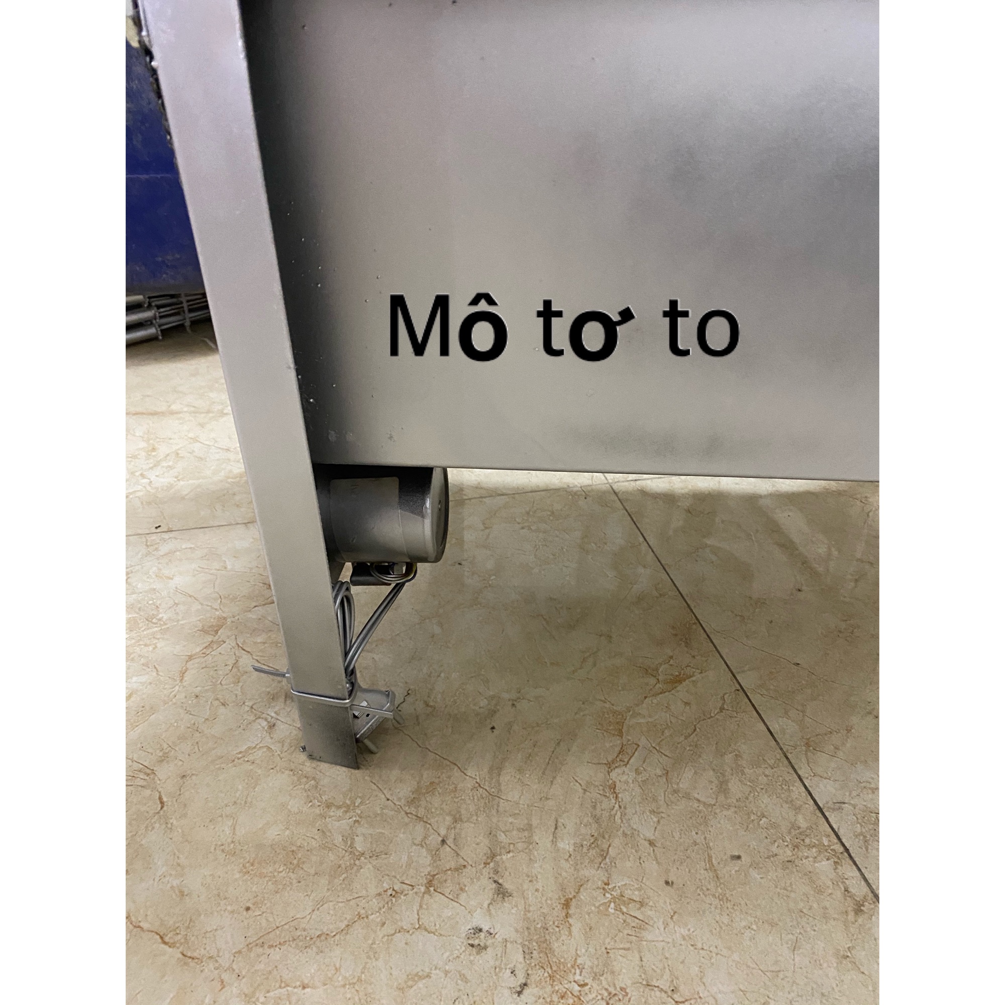 Máy nướng thịt nướng gà 6 xiên size nhỡ
