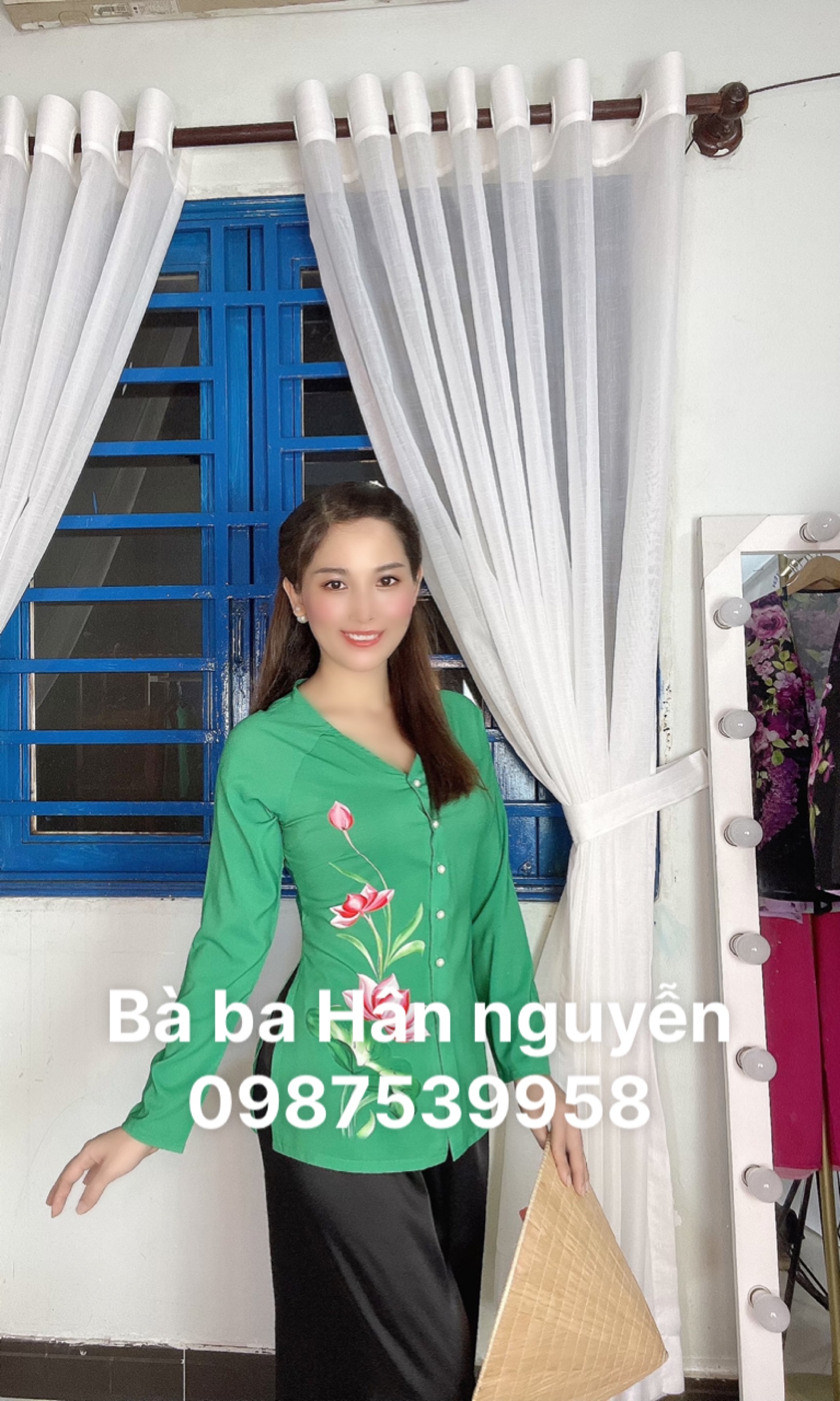 BÀ BA LỤA NHẬT IN HOA SEN