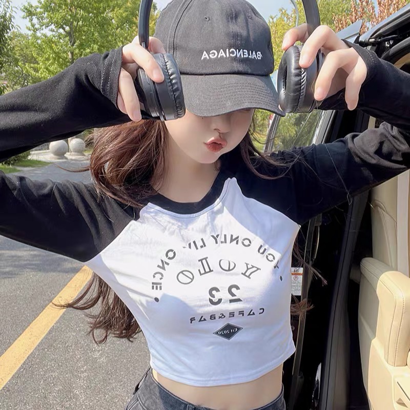 Áo croptop tay dài cổ tròn in logo YOLO chất thun cotton, áo thun croptop tay dài cổ tròn chất thun cotton co dãn 4 chiều