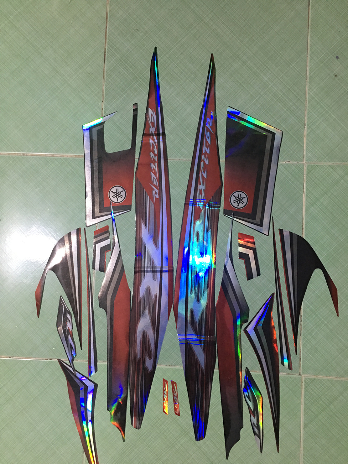 Tem exciter 2010 RC đỏ đen crom