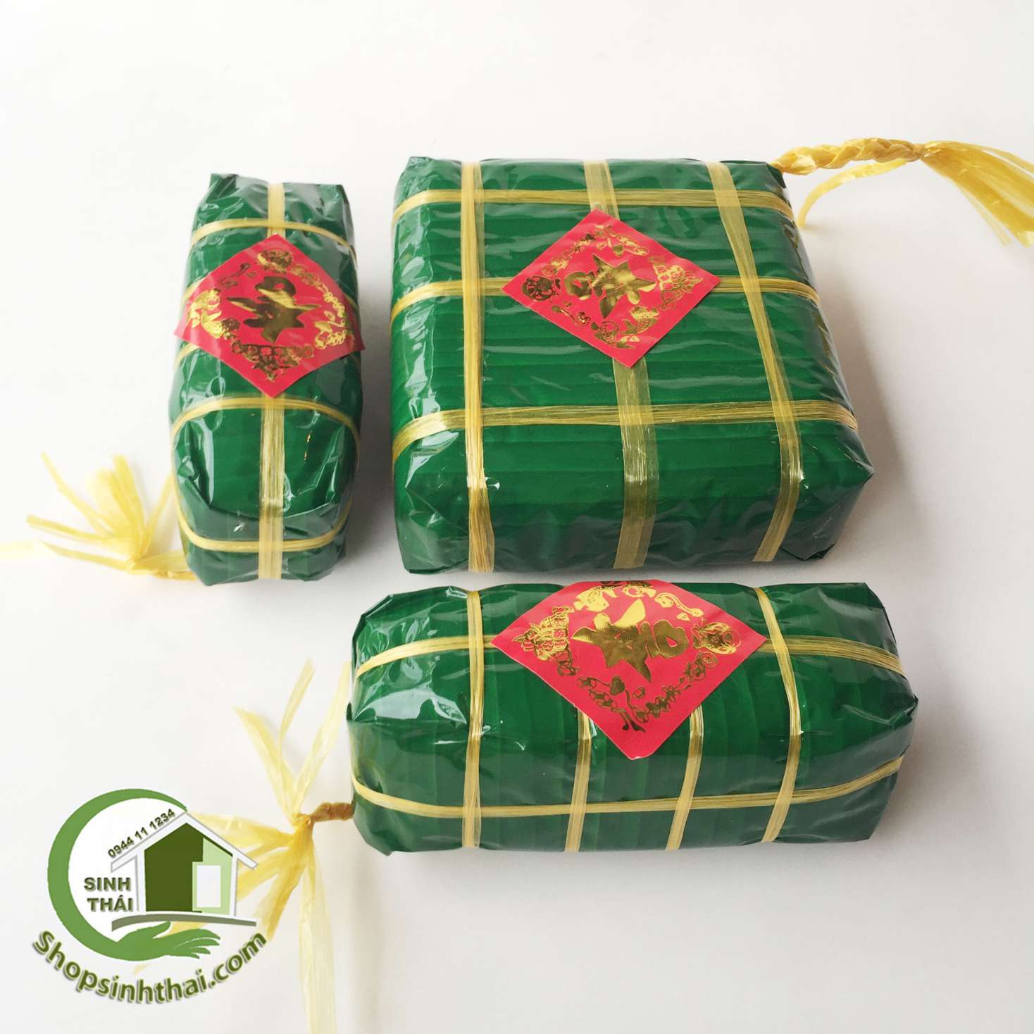 [HCM]Bánh chưng bánh tét giả - combo 1 bánh chưng và hai bánh tét