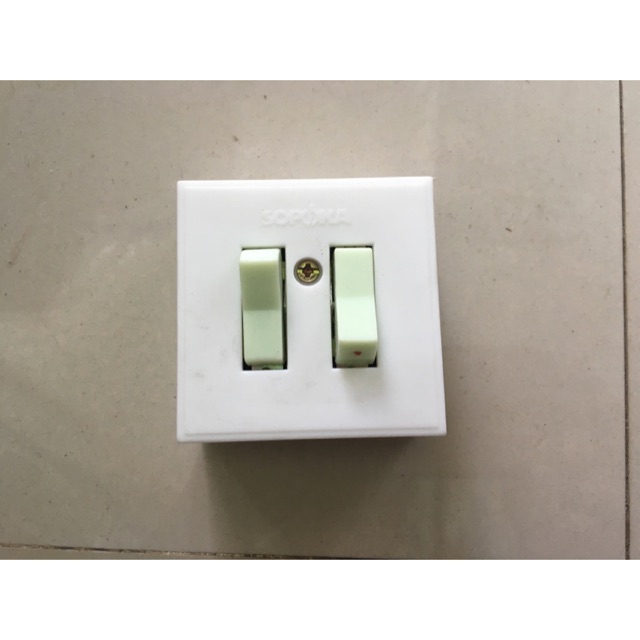 Công tắc bắt vít đôi [ Có Sẵn ] [ Ảnh thật shop tự chụp ]