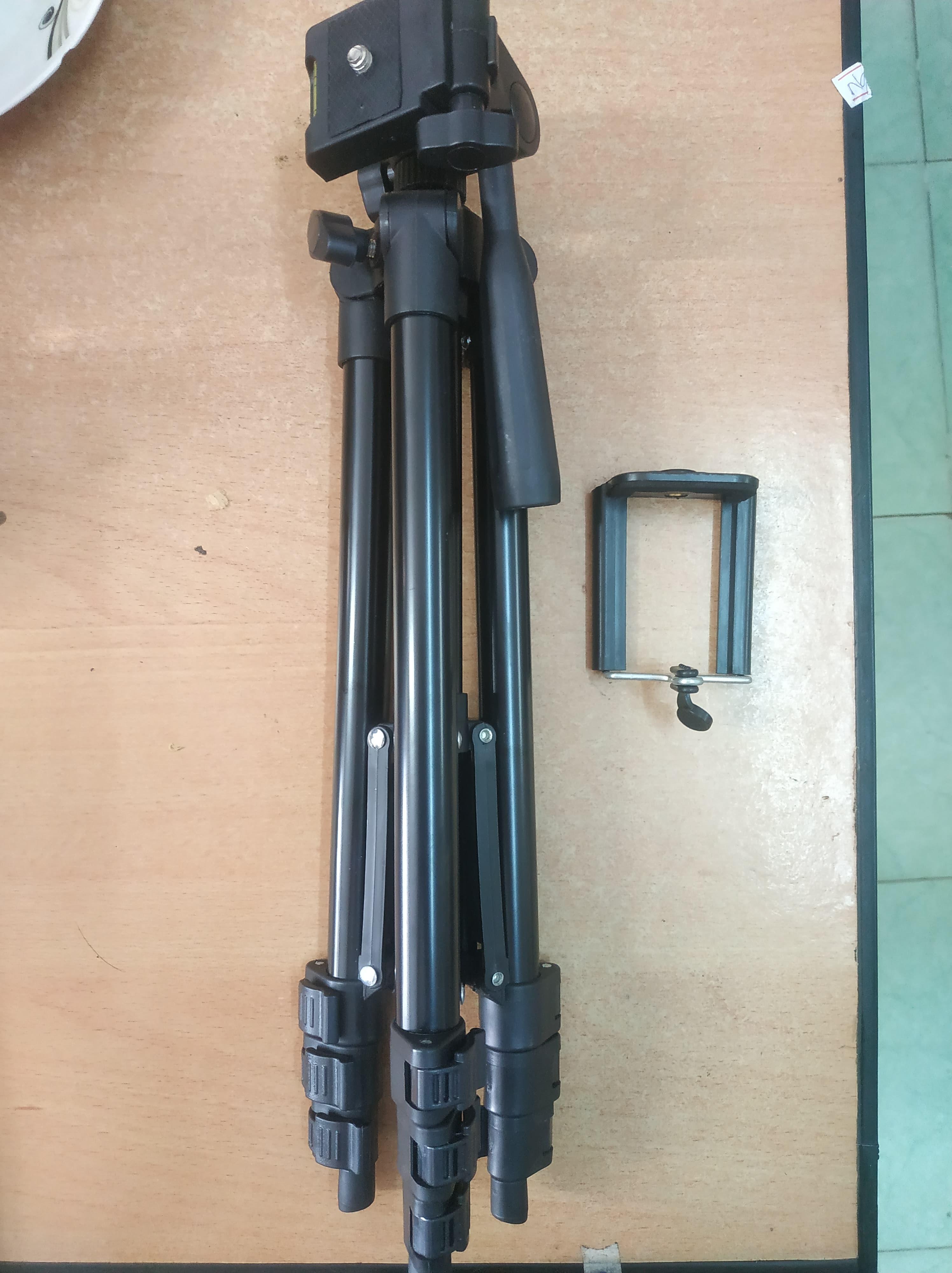 [HCM]Chân giá đỡ máy chụp ảnh Tripod T-3110