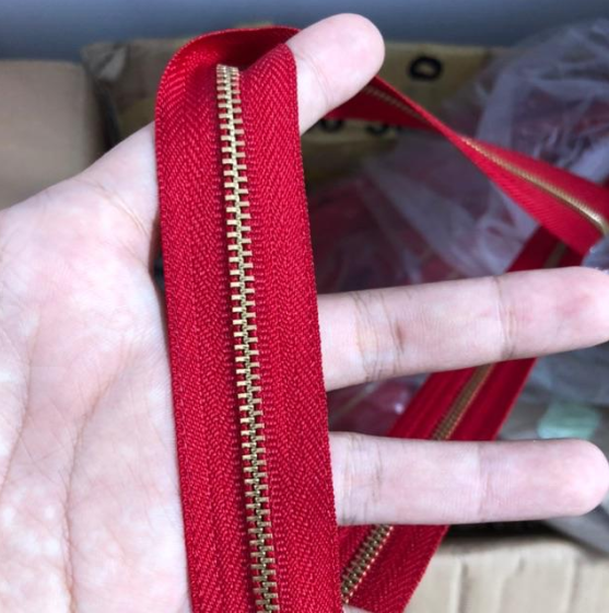 dây kéo mét răng 3 làm túi xách (không đầu kéo răng 3, chặn kéo)