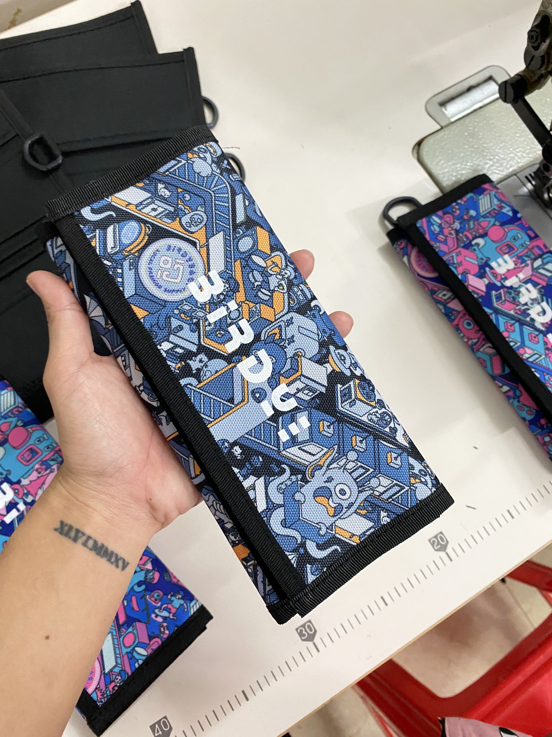 Ví ngắn  ví dài có dây đeo cổ BBag