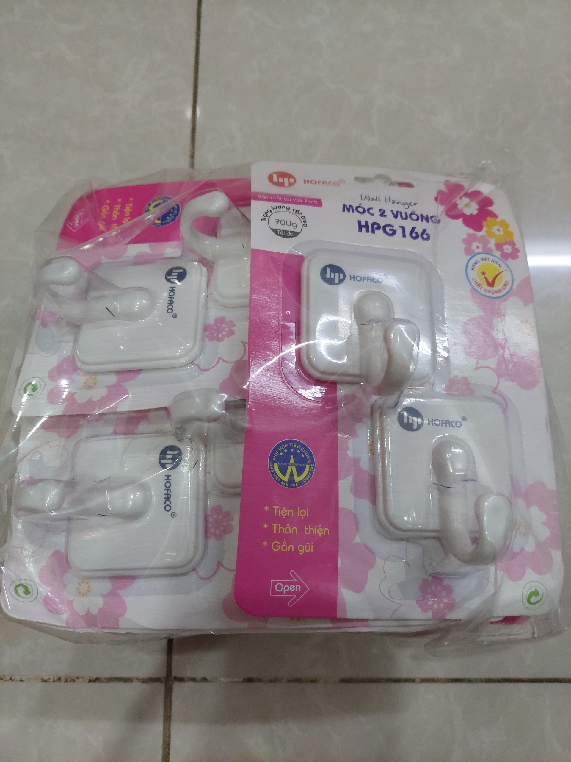 2 cái móc Vuông Hofaco sức treo 700gr