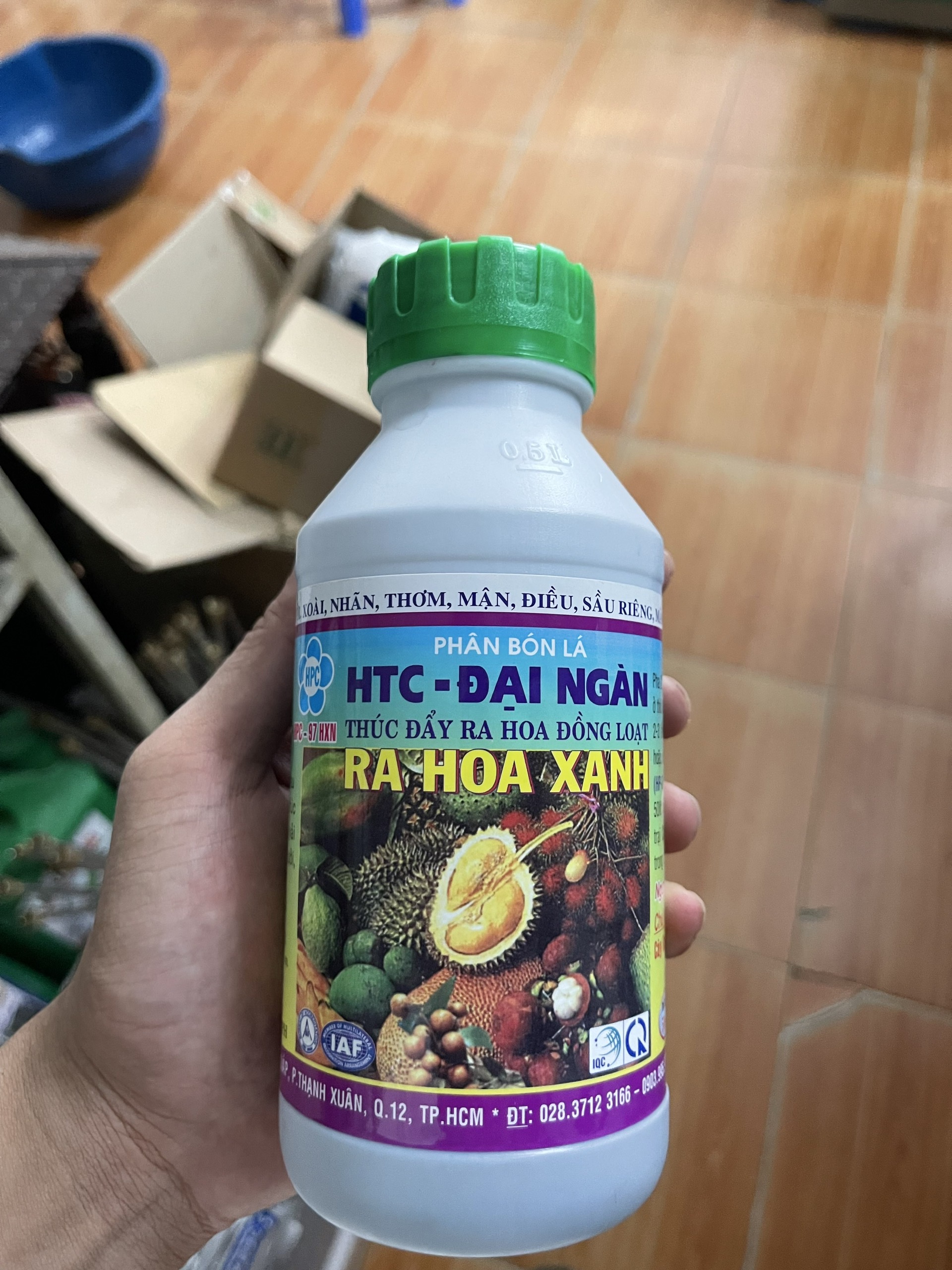 PHÂN BÓN LÁ RA HOA XANH HTC ĐẠI NGÀN (500ml)