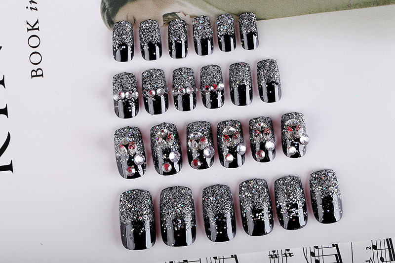 Bộ 24 Móng tay giả đen đá(kèm dũa+keo dán)