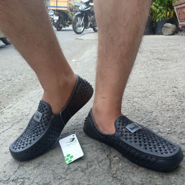 [HCM]GIÀY NAM SIÊU NHẸ ĐI MƯA