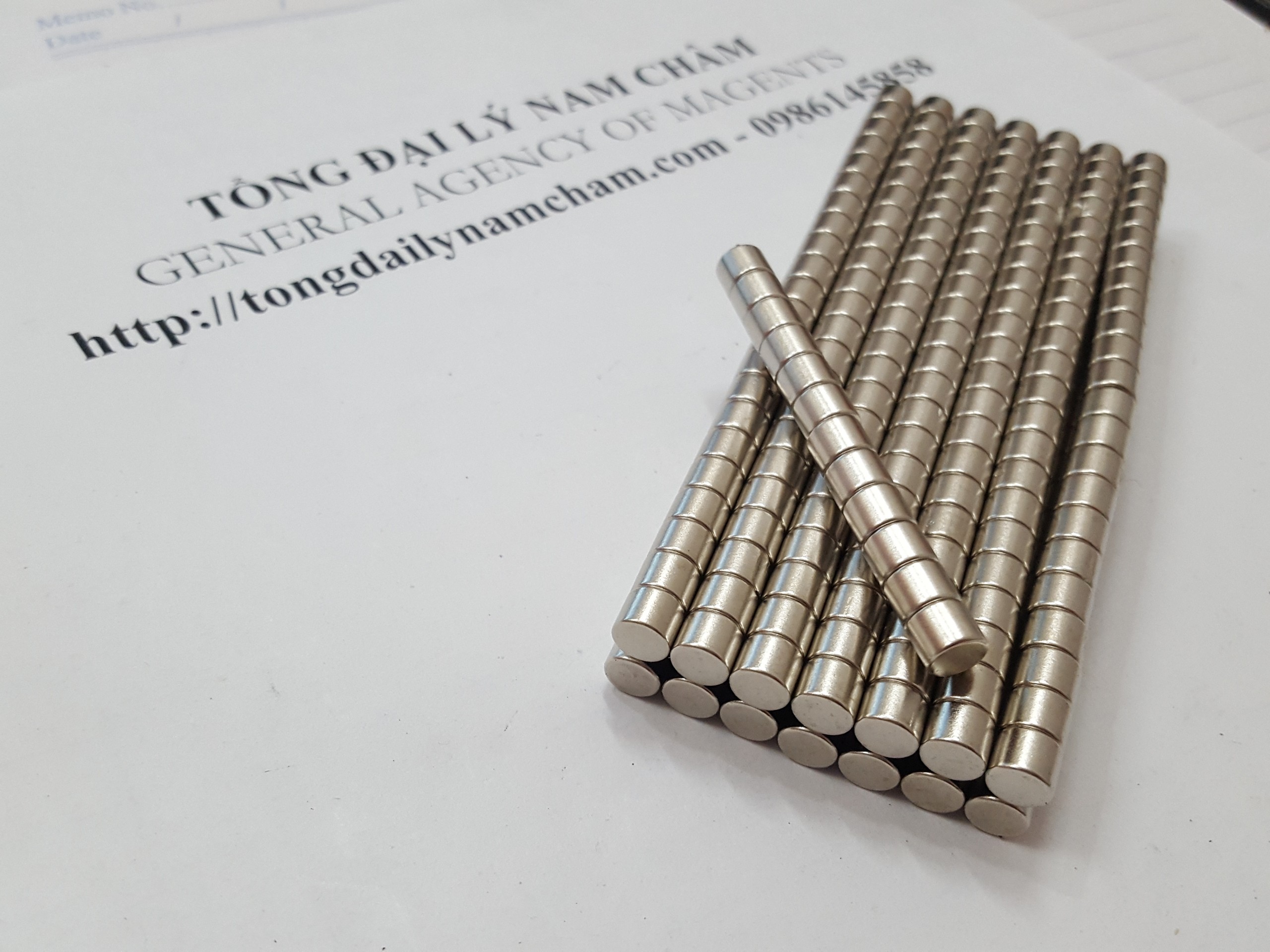 20 viên nam châm trắng 5x5mm