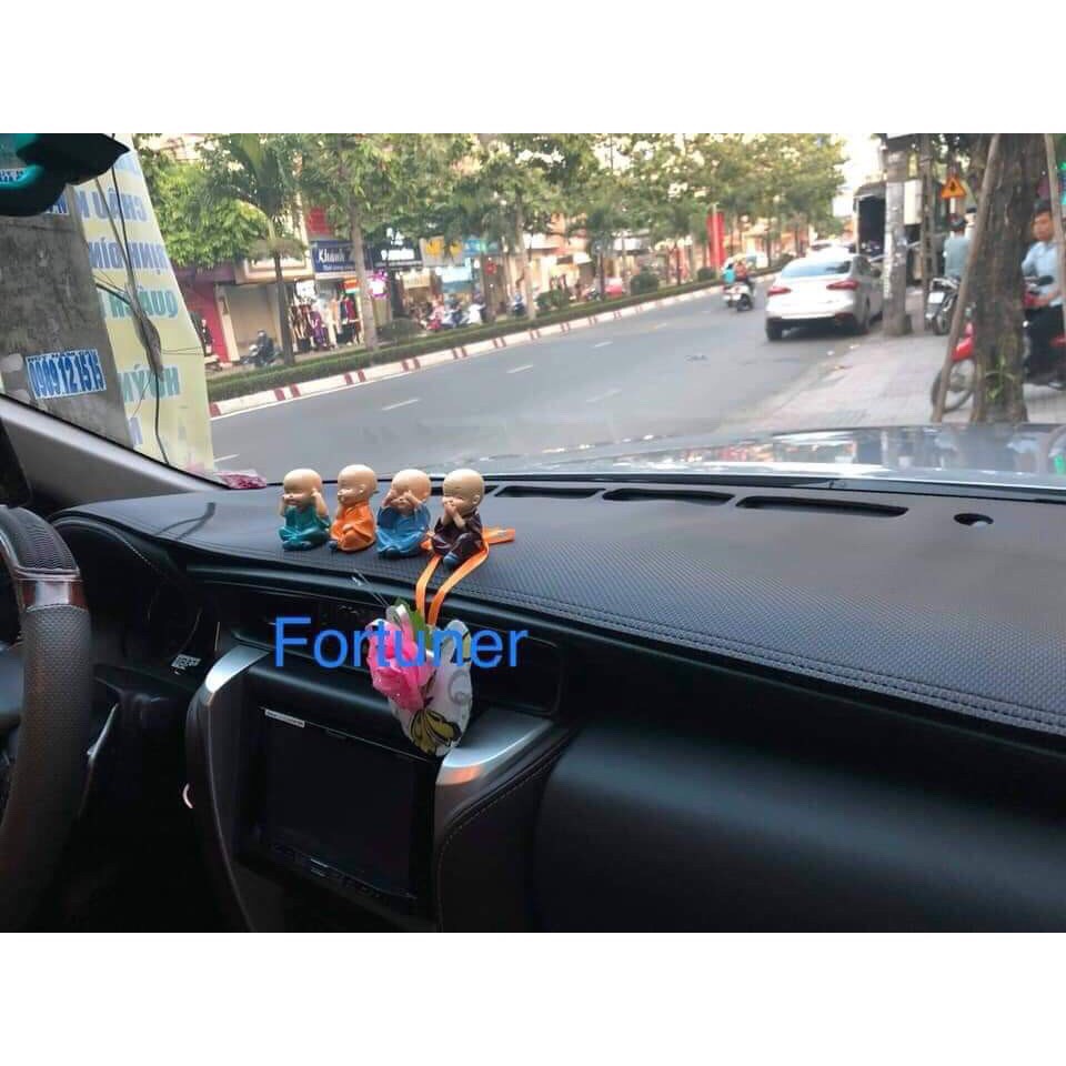 Thảm Taplo da Carbon xe TOYOTA FORTUNER 2008-2016 Và 2017-2023 Chuẩn Theo Xe, Chống Nắng, Chống Chói Hiệu Quả