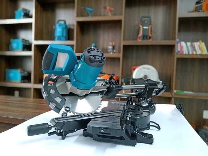 MÁY CẮT NHÔM TRƯỢT CLASSIC CLA-1030 (2000W)