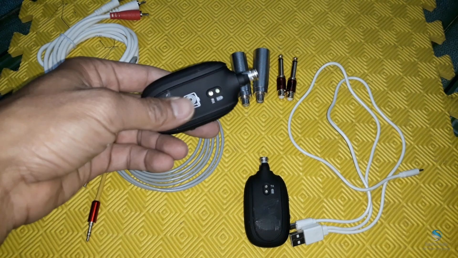 Bộ thu phát tín hiệu LIVESTREAM không dây