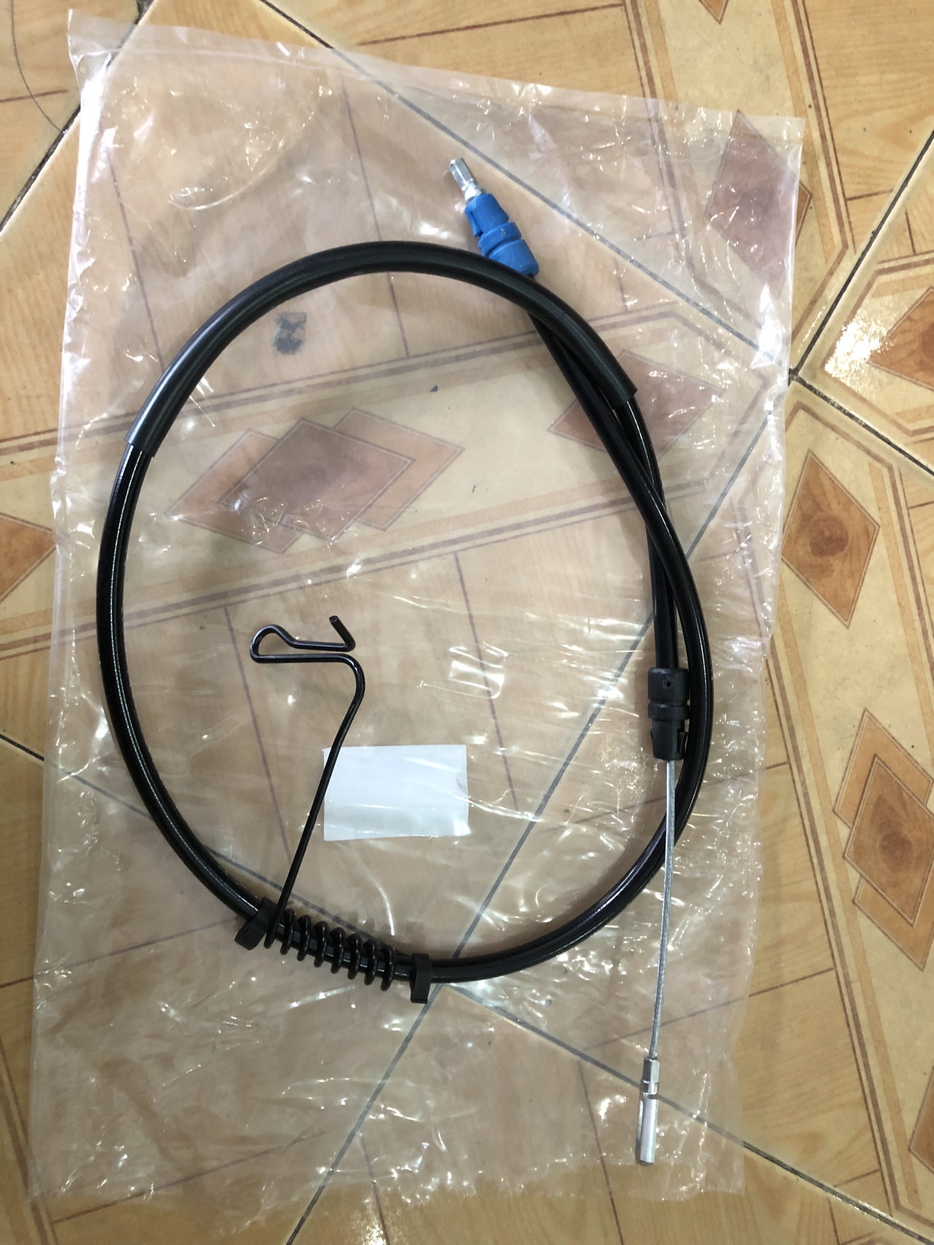 DÂY PHANH TAY SAU XE FORD TRANSIT