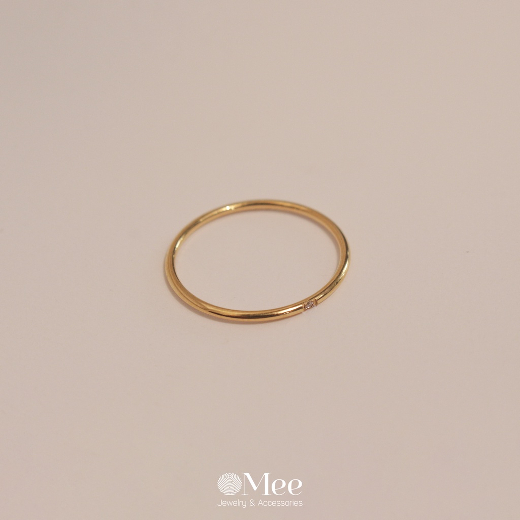 Nhẫn nữ Dot ring Mee bản mỏng đính đá - R3527