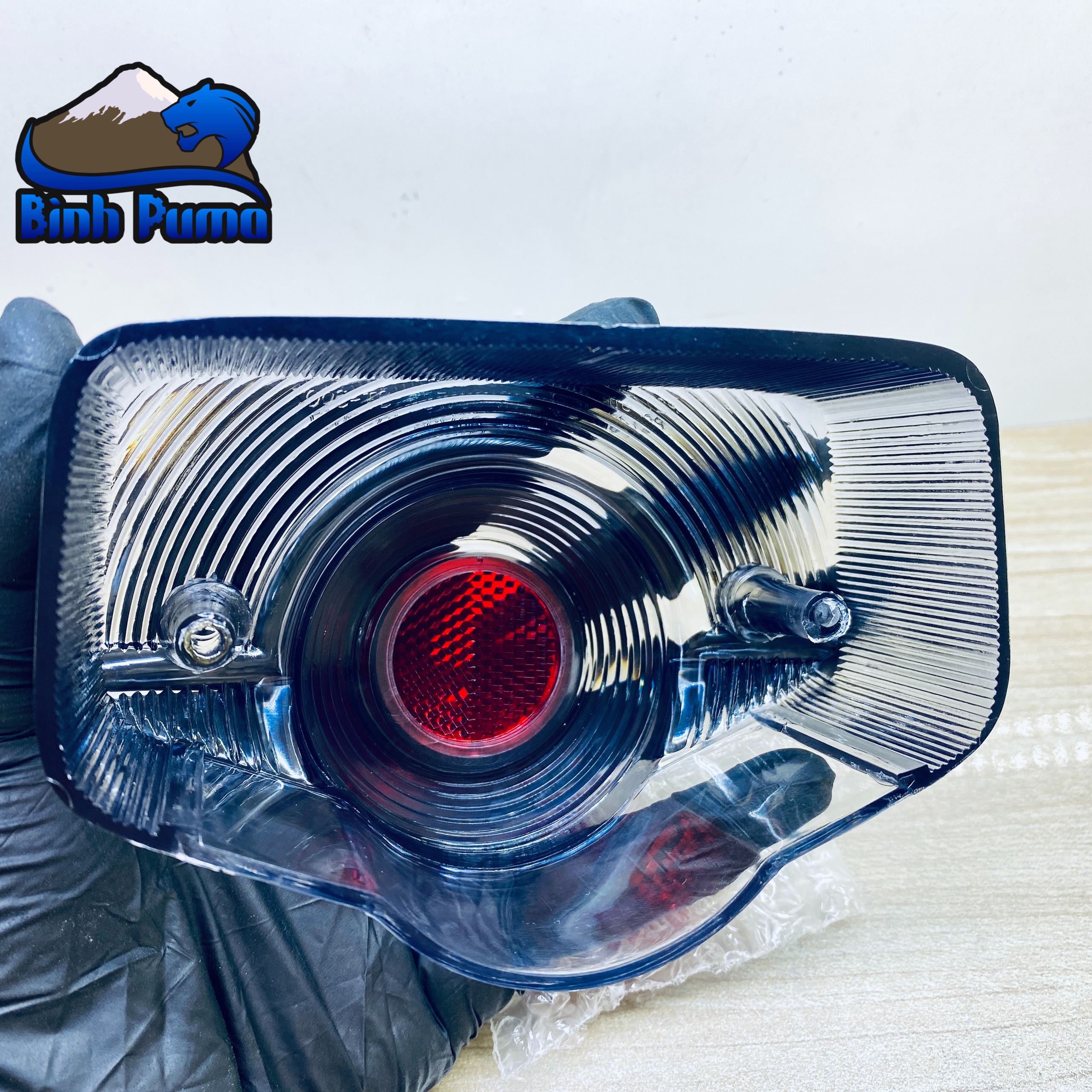 Chụp đèn sau MADMAX màu khói