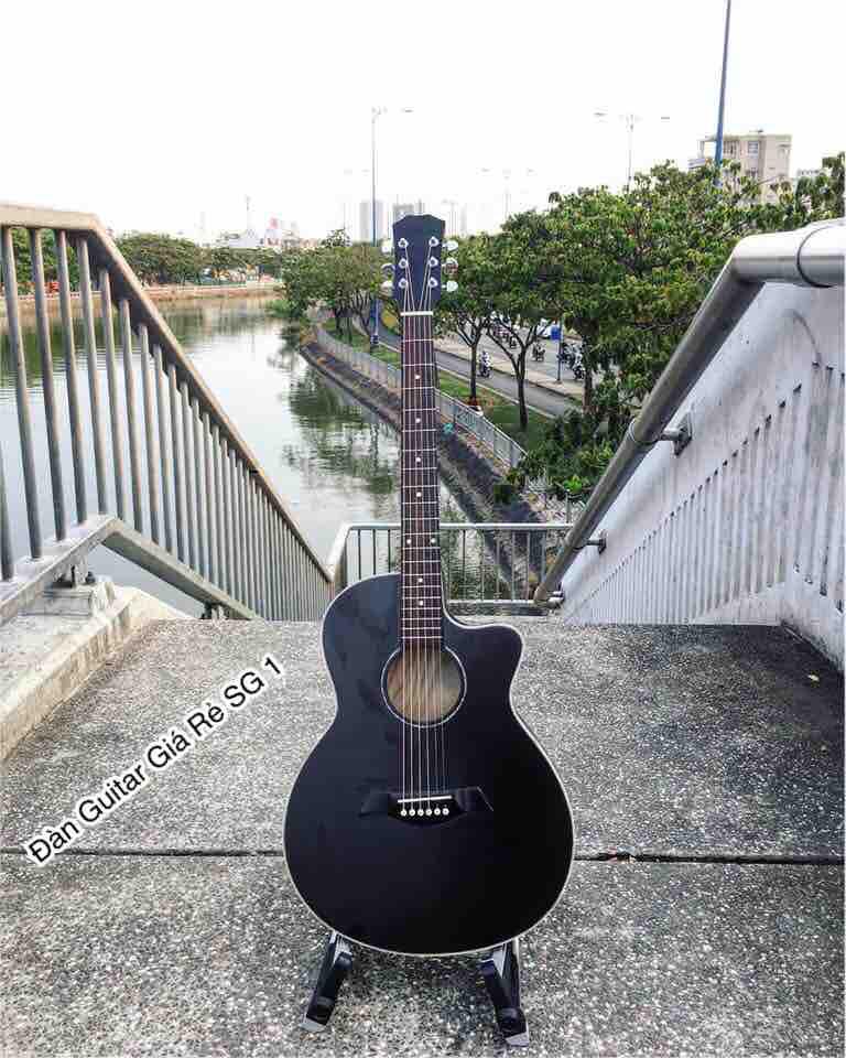 Đàn guitar Acoustic có ty, khóa đúc, viền chỉ trắng