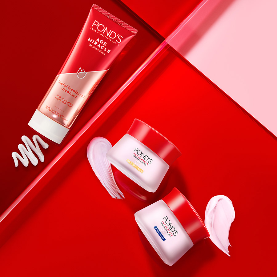 Sữa Rửa Mặt Ngan Ngua Lao Hoa Pond's Age Miracle (100g)