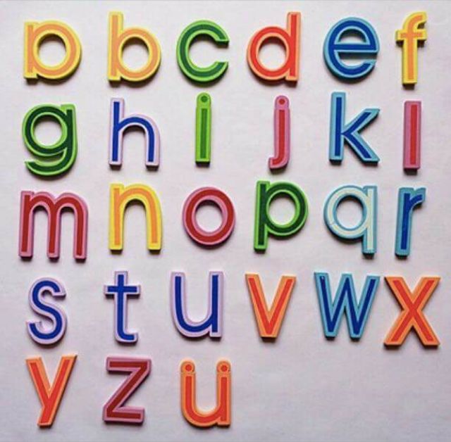 BỘ CHỮ CÁI TIẾNG ANH BẰNG GỖ ( CÓ GẮN NAM CHÂM )