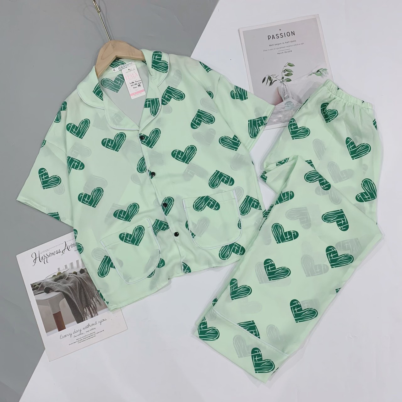 Bộ Pijama Lụa Satin / Mango Phối Hàn - Bộ Mặc Nhà Cộc Dài