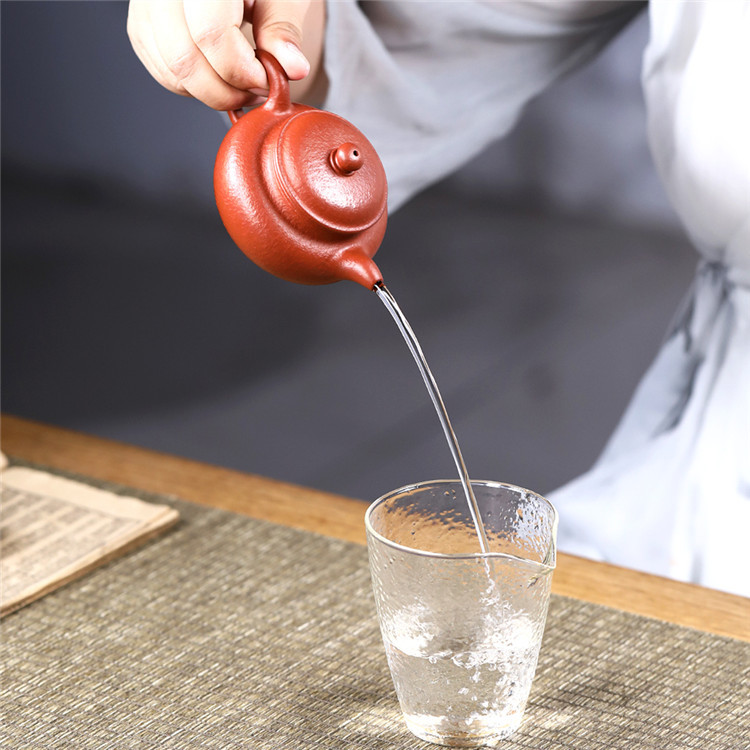 Ấm Tử Sa Nghi Hưng Phỏng Cổ 130 ml (Ngư Tử Chu Nê)