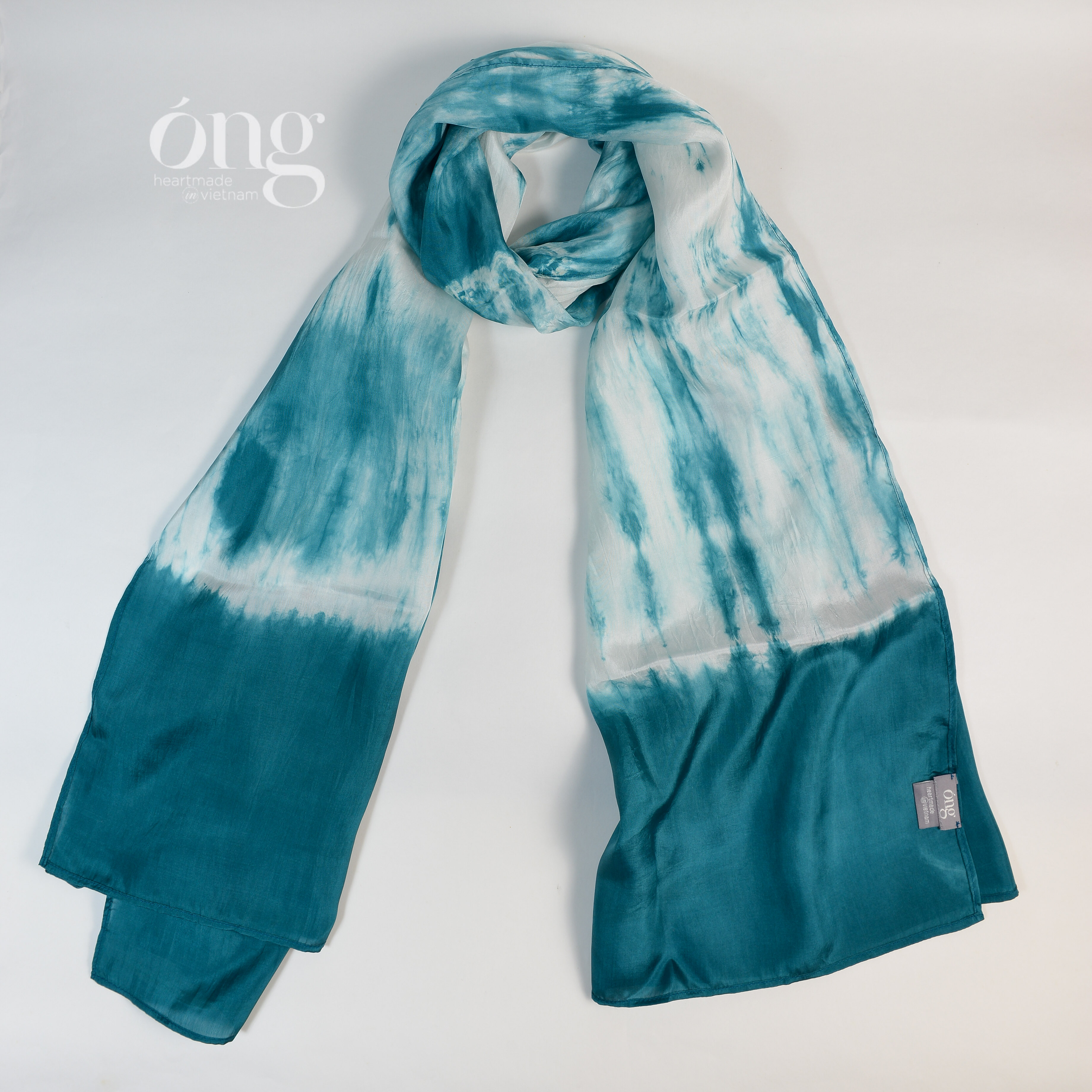 Khăn choàng lụa tơ tằm nhuộm Shibori Óng Silk