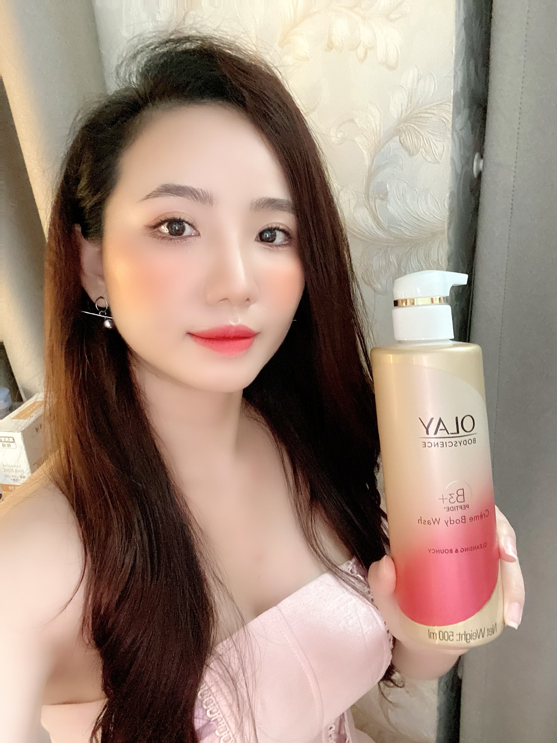 Sữa tắm trắng da Olay b3 vitamin c 500ml thái lan