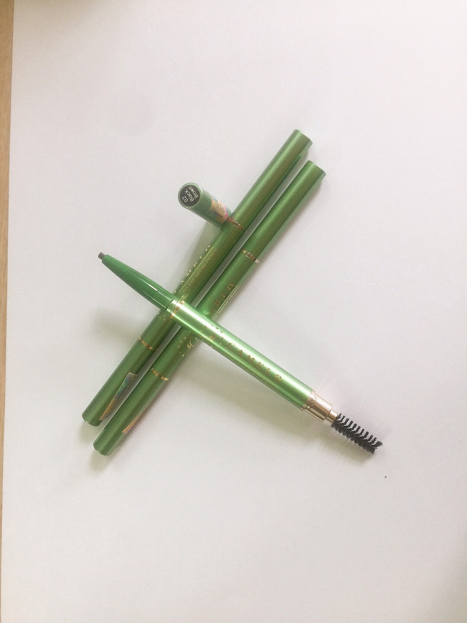 Chì kẻ mí vặn hai đầu Camelo Auto Eye Liner Pencil