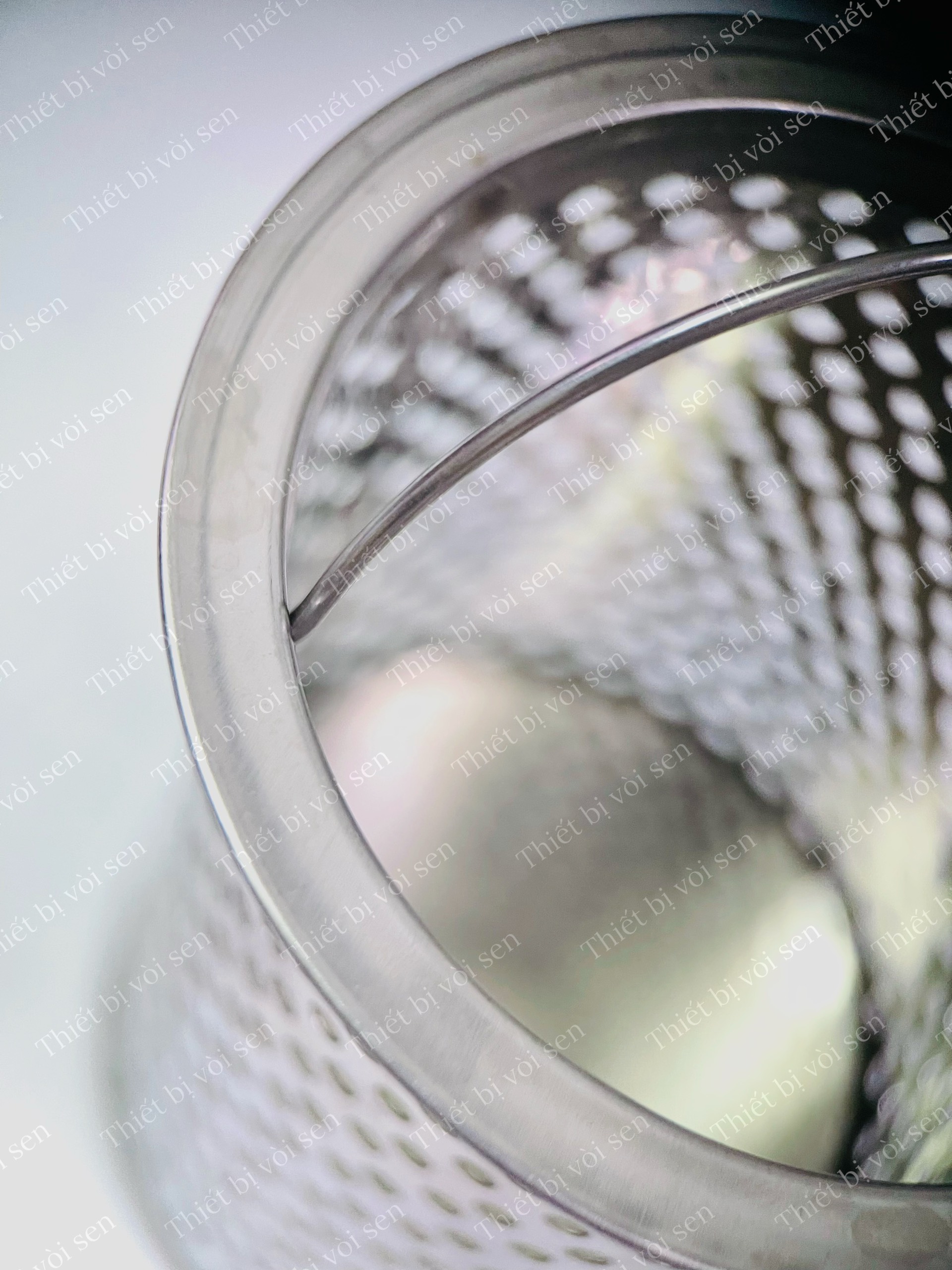 RỔ LỌC RÁC INOX 304 cao cấp chuyền dùng cho BỒN RỬA CHÉN, có quai tiện dụng ,lọc rác kèm nắp inox chắc chắn