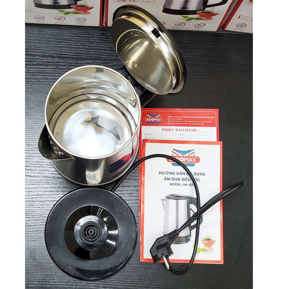 Ấm đun siêu tốc 3 lít LADOMAX HA-881