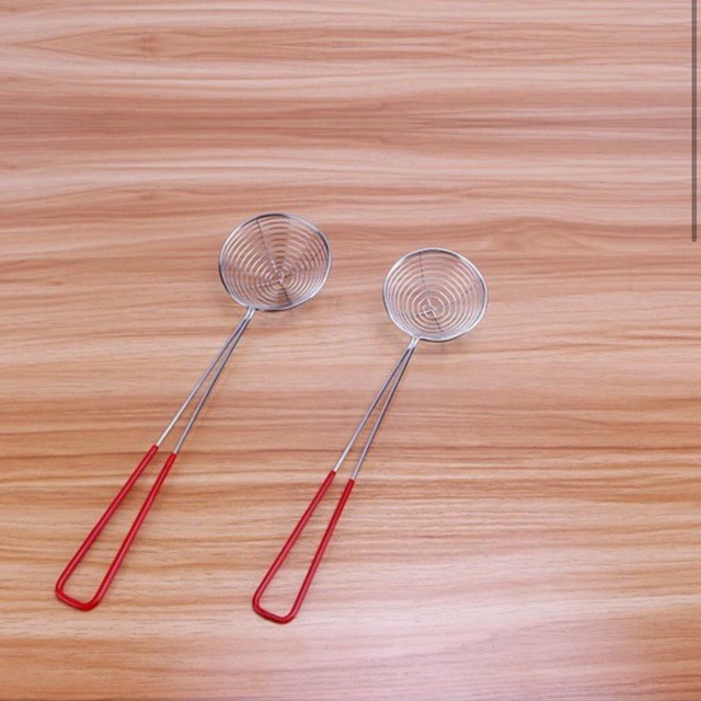 VỢT VỚT TRÂN CHÂU