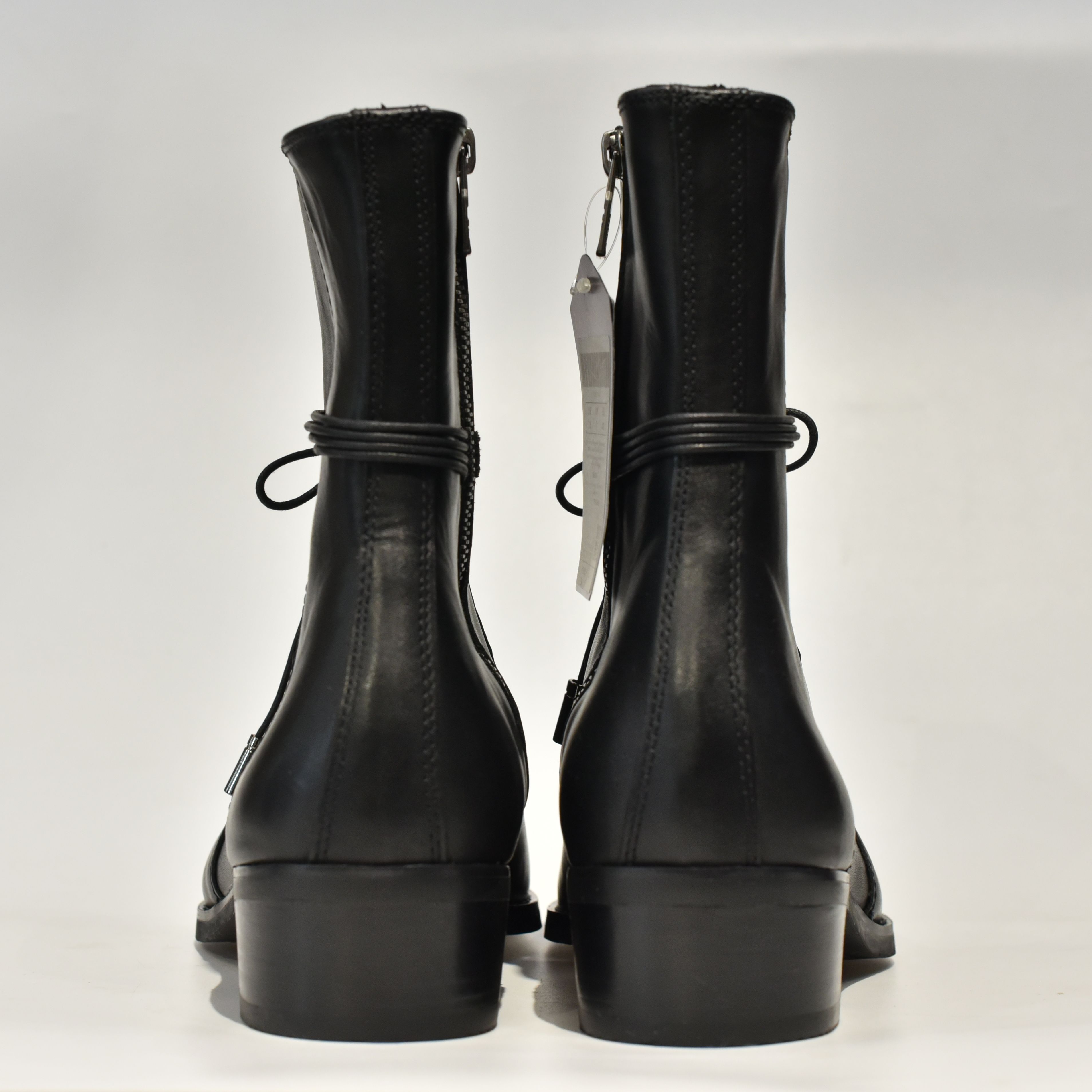 [TATHANIUM Footwear] Giày zip boot màu đen da bò mộc