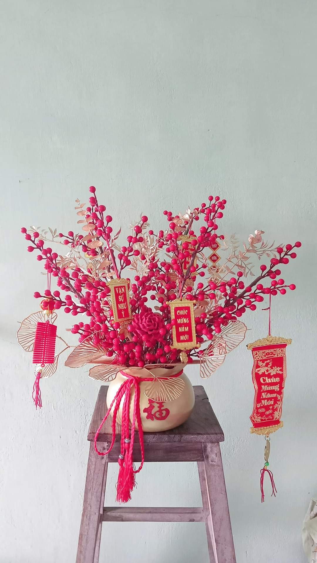 Bình hoa đào đông đón Tết