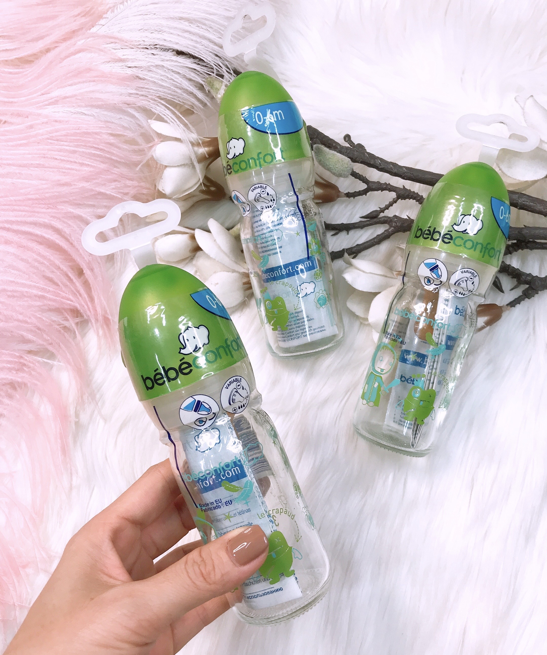 Bình sữa thủy tinh cổ hẹp Bebe confort 240ml
