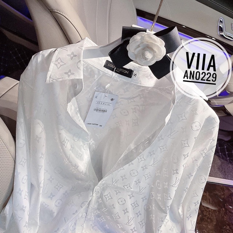 [Nhập LAZFASHION32 - giảm 60K]Sơ mi Lụa Gấm vân chìm loại đẹp AN0229 VIIA DESIGN