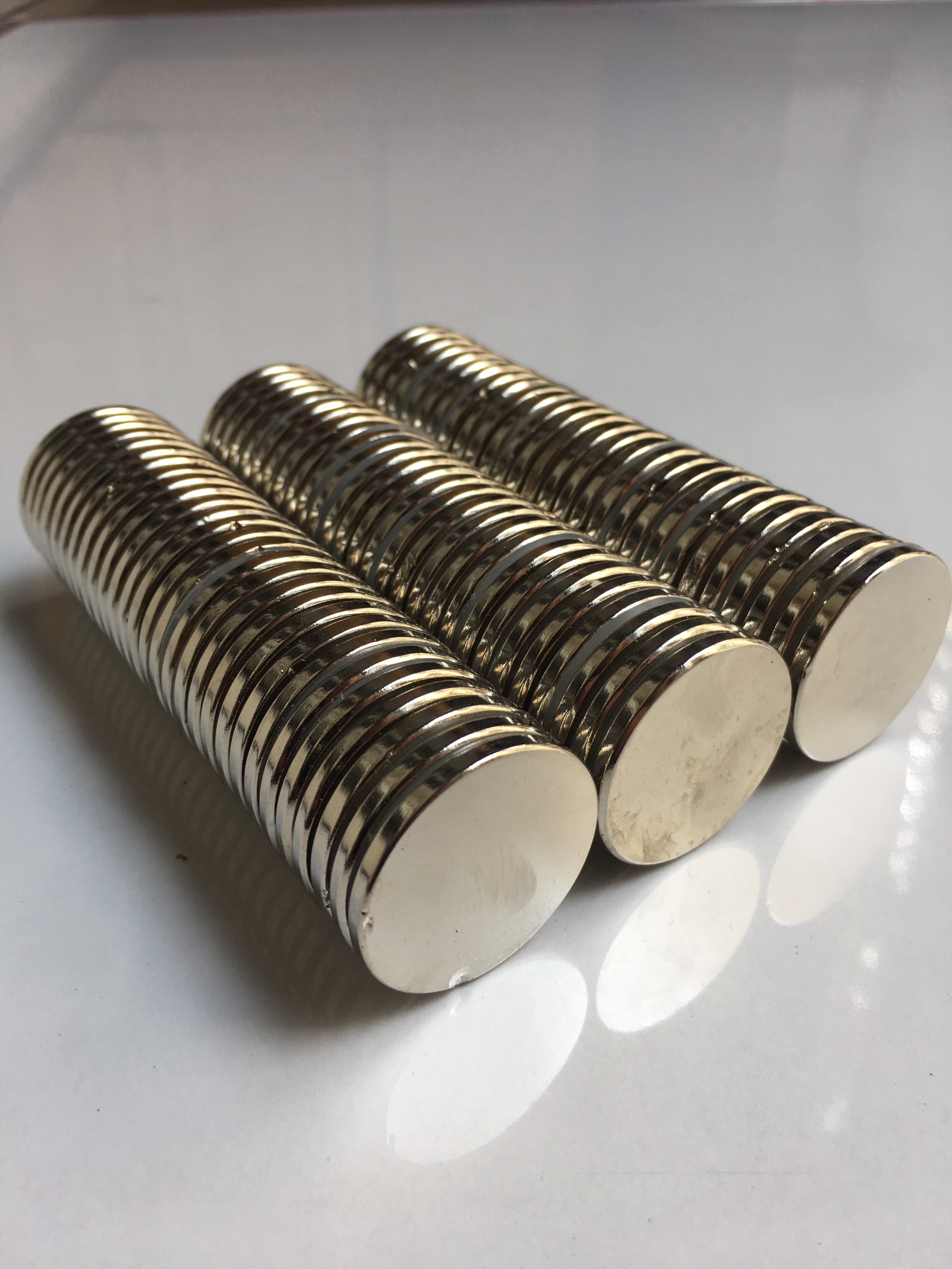 [HCM]Viên Nam Châm Đất Hiếm Ø 30x3mm Nam Châm Siêu Cường N38