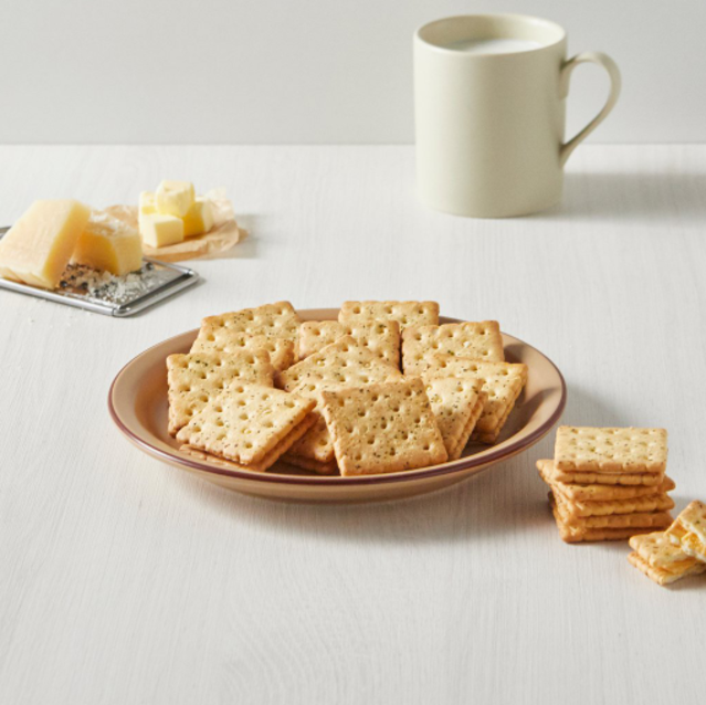 BÁNH QUY NO BRAND KẸP PHÔ MAI GÓI 190GR HÀN QUỐC - E