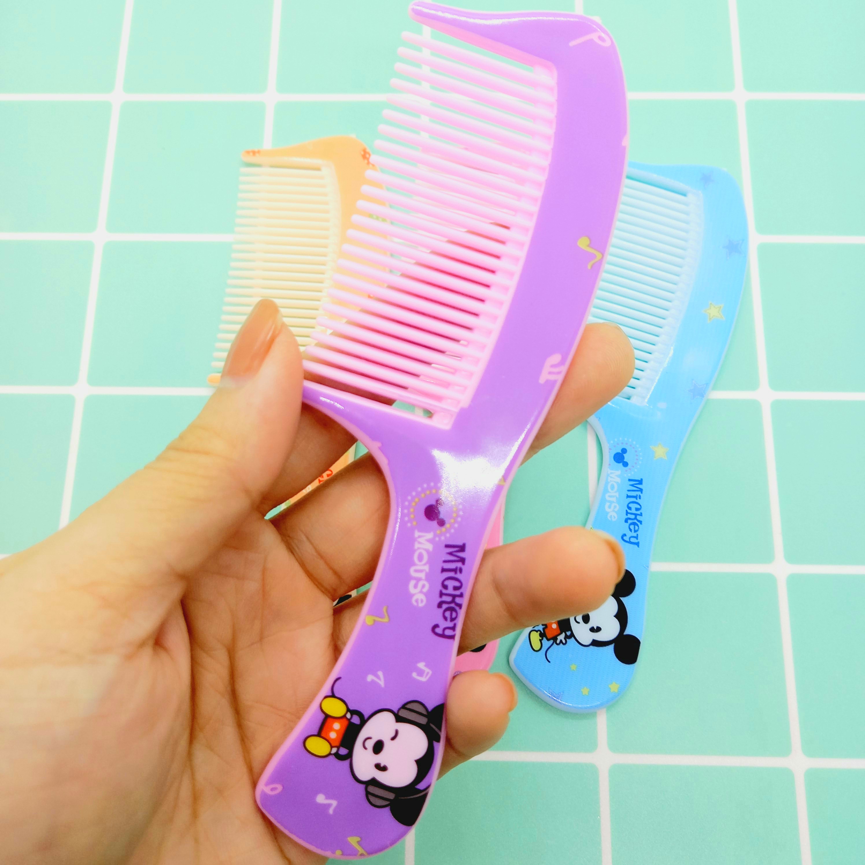 Lược chải tóc mini cầm tay tiện lợi chuột Mickey