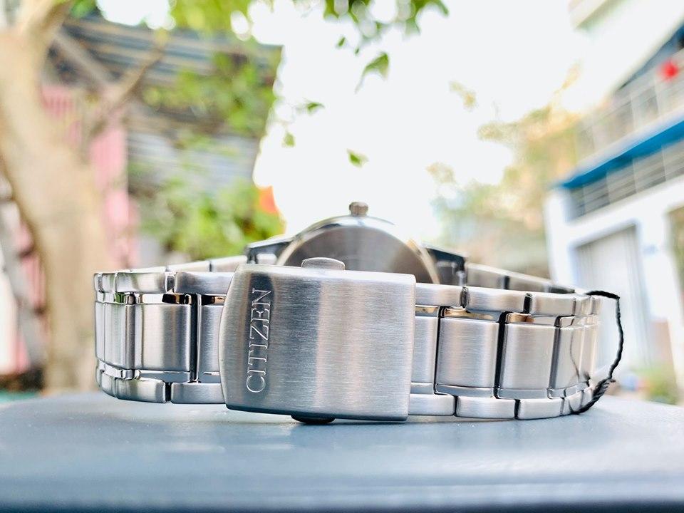 Đồng hồ Citizen AW1231-58L.