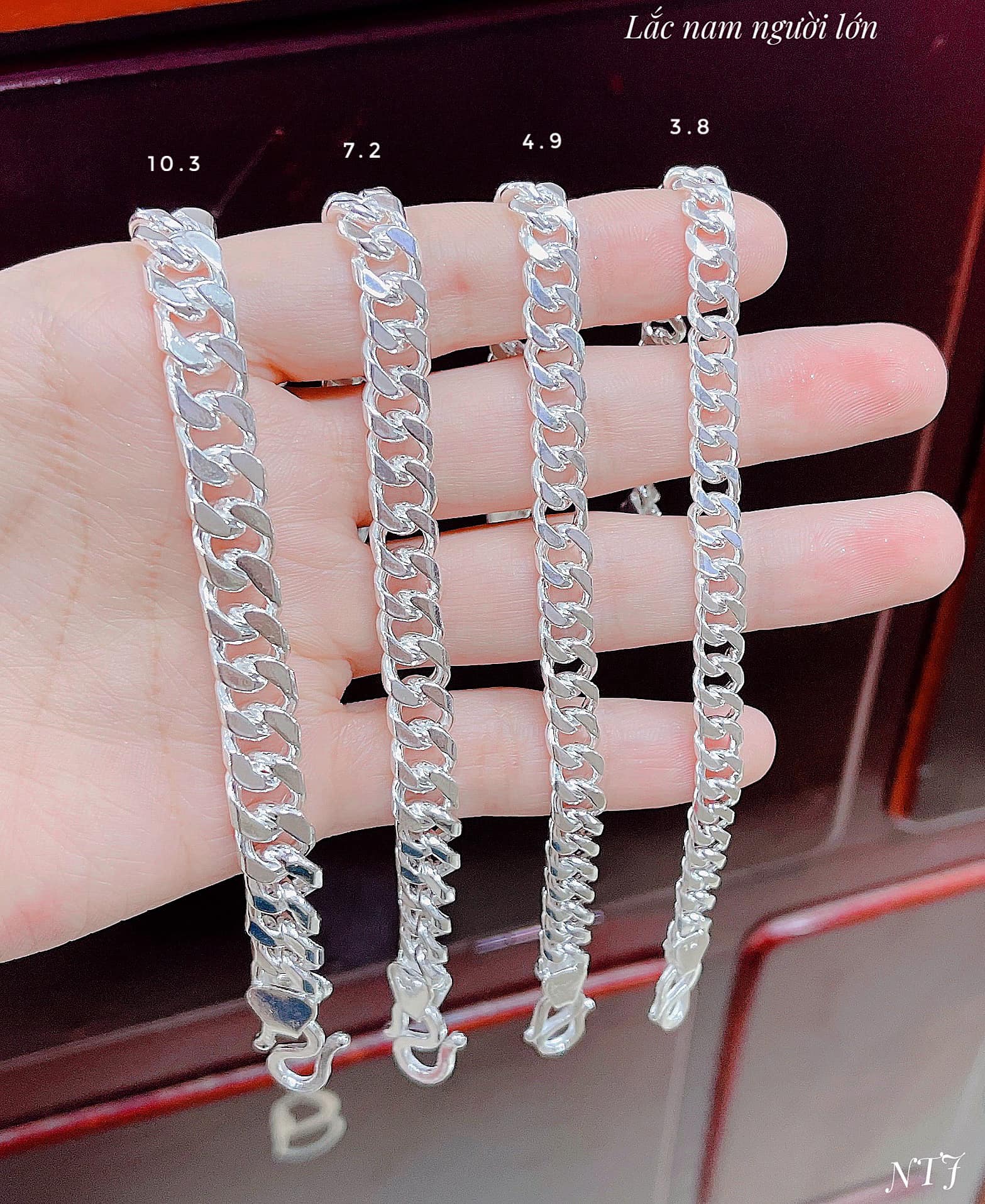 Lắc tay nam, lắc bạc nam